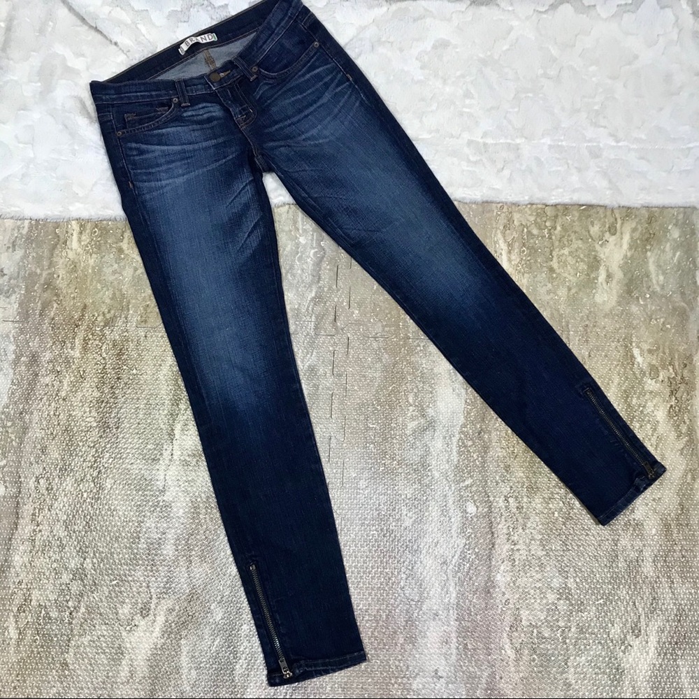 J Brand Phoebe Retro Ankle Zip Skinny Jegging